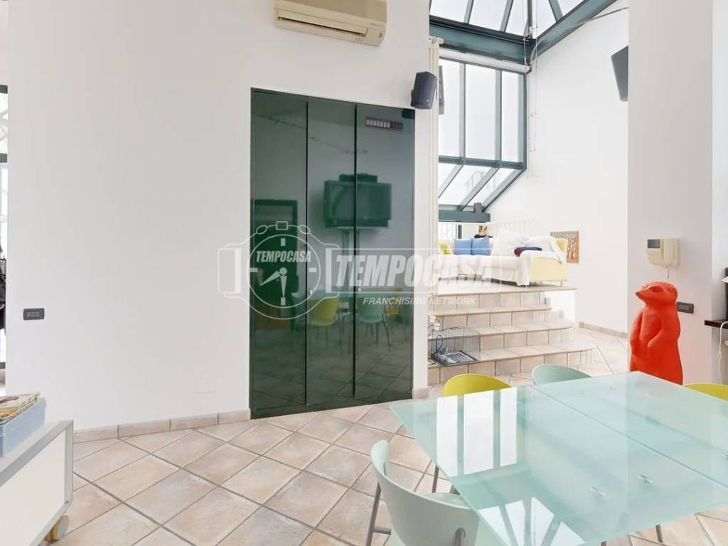 appartamento in vendita a Biella in zona Centro Città