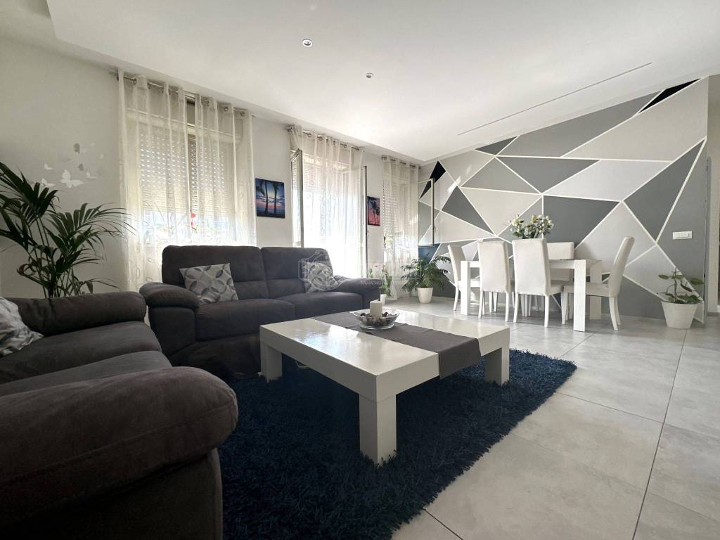 appartamento in vendita a Biella in zona Centro Città