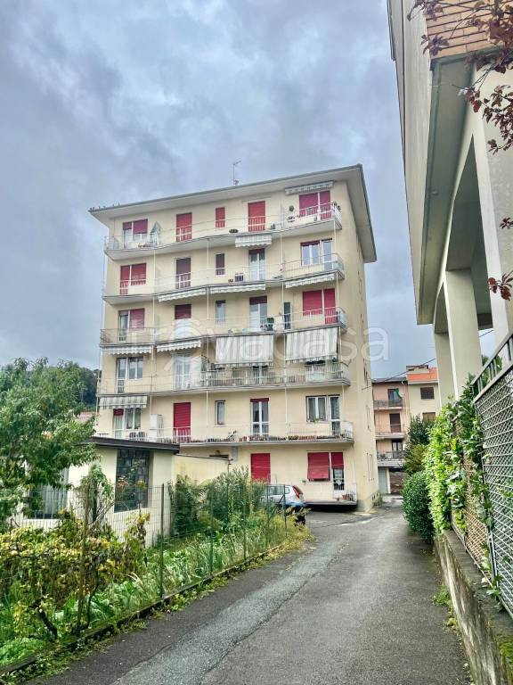 appartamento in vendita a Biella in zona Chiavazza