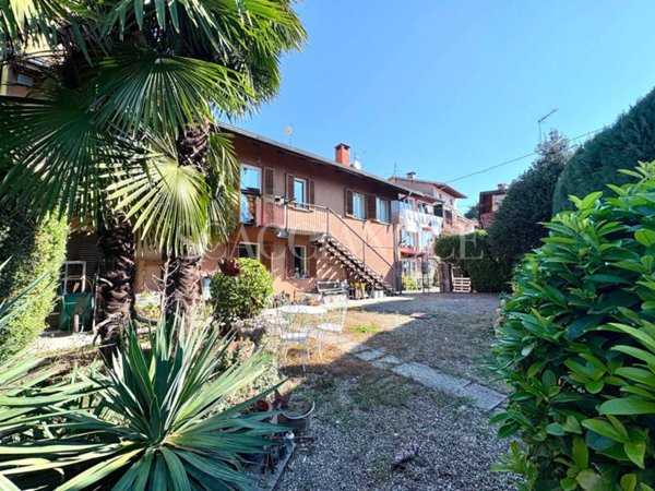casa indipendente in vendita a Biella in zona Favaro