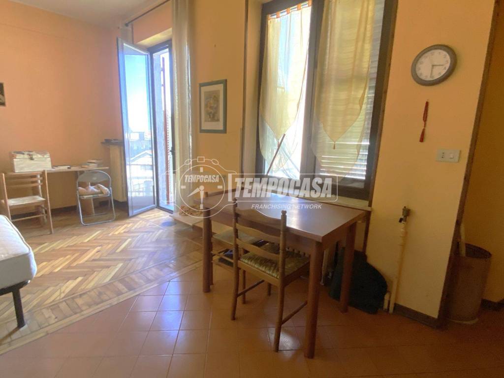 appartamento in vendita a Biella in zona Centro Città