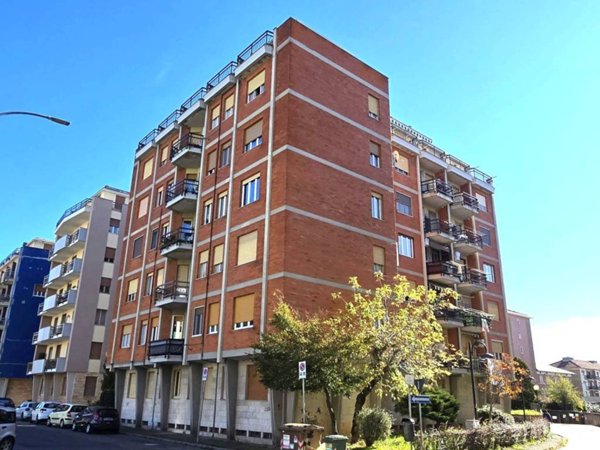 appartamento in vendita a Biella in zona Centro Città