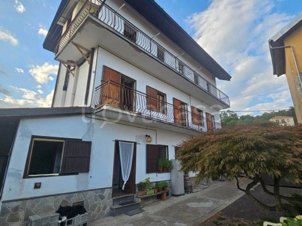 casa indipendente in vendita a Biella in zona Pavignano