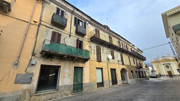 negozio in vendita a Biella in zona Chiavazza