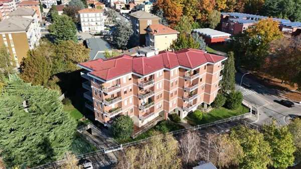 appartamento in vendita a Biella in zona Centro Città