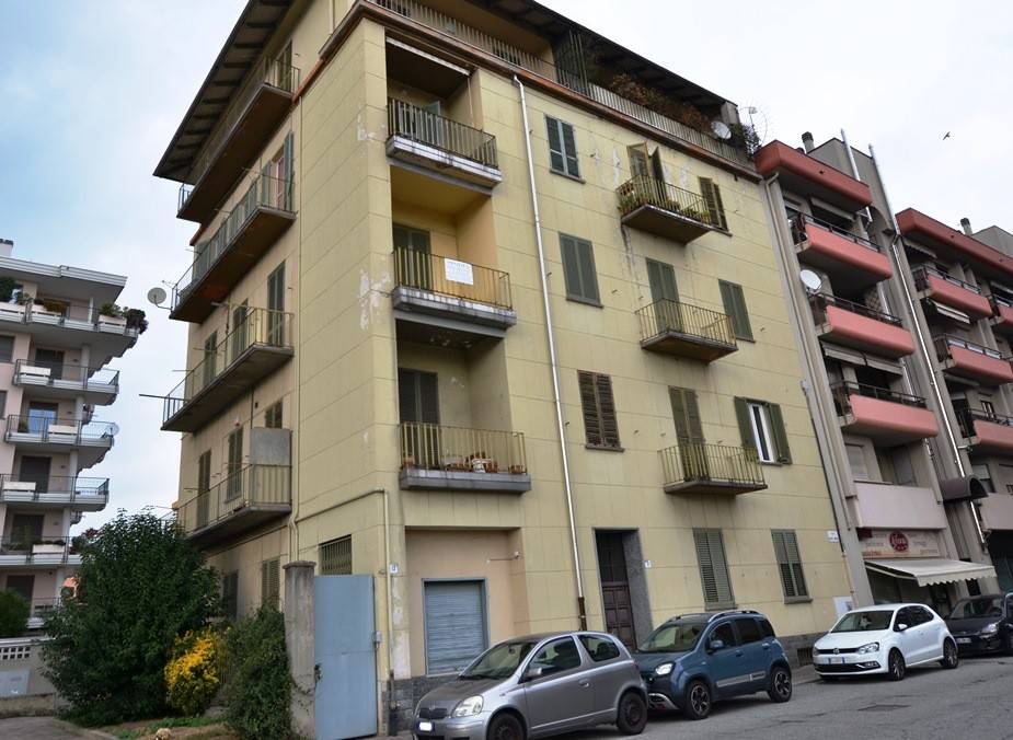 appartamento in vendita a Biella in zona Centro Città