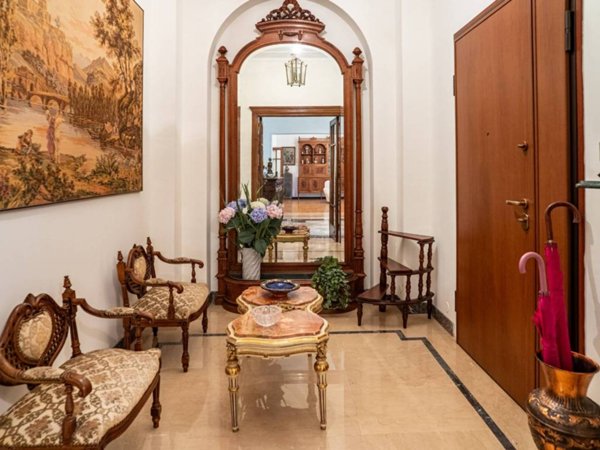 appartamento in vendita a Biella in zona Centro Città