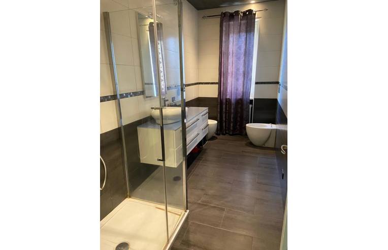 casa indipendente in vendita a Biella in zona Centro Città