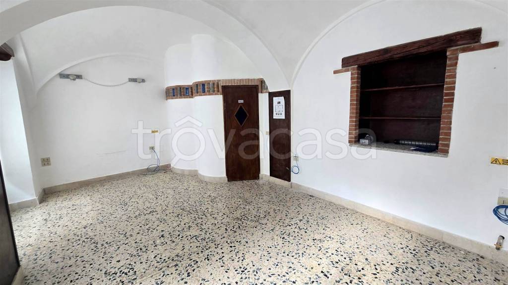 negozio in vendita a Biella in zona Chiavazza