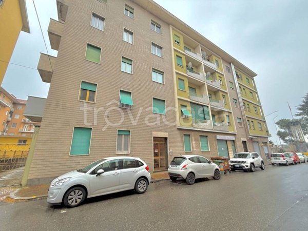 appartamento in vendita a Biella in zona Centro Città