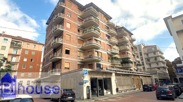 appartamento in vendita a Biella in zona Centro Città