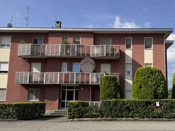 appartamento in vendita a Biella in zona Cossila
