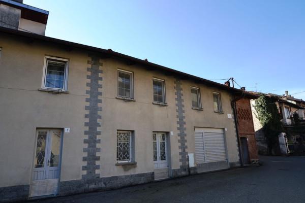 casa indipendente in vendita a Biella