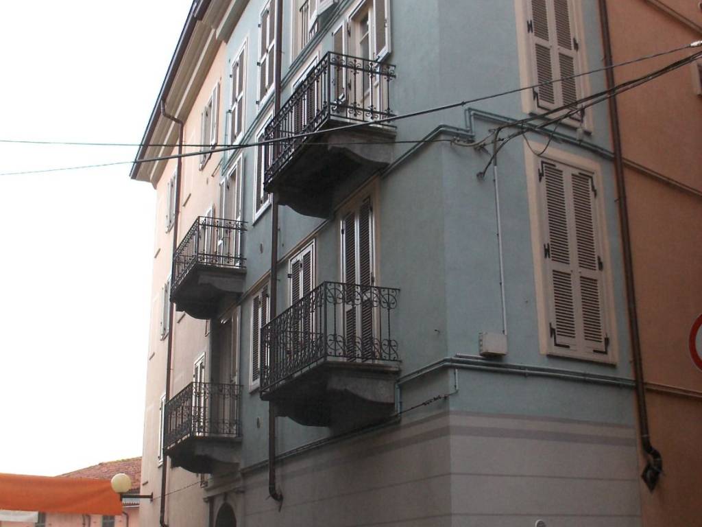 appartamento in vendita a Biella in zona Centro Città