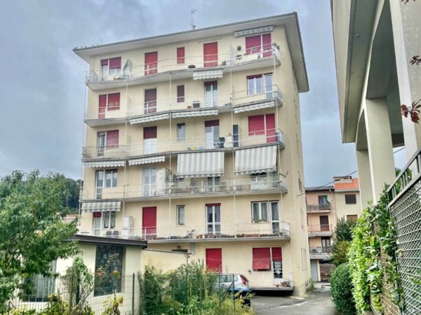 appartamento in vendita a Biella in zona Chiavazza