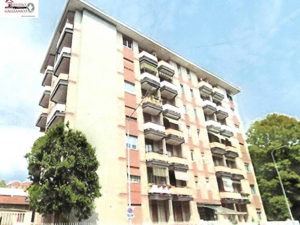 appartamento in vendita a Biella in zona Centro Città