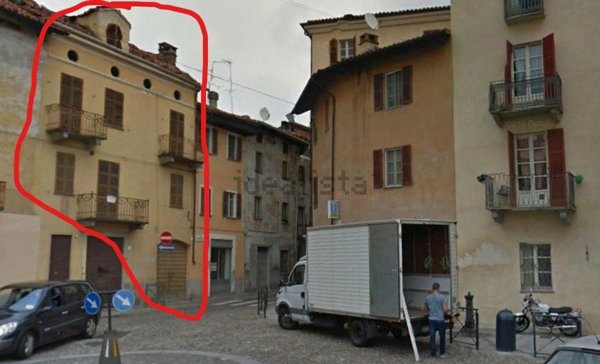appartamento in vendita a Biella in zona Centro Città