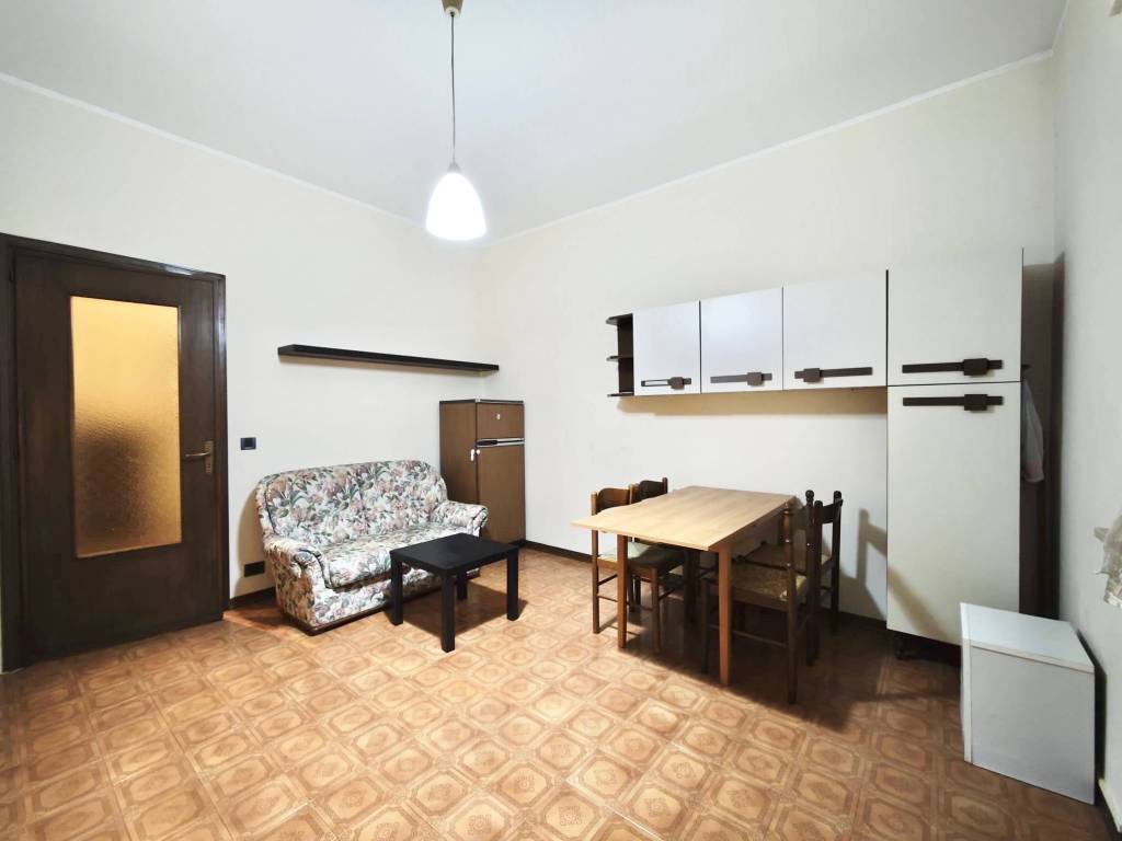 appartamento in vendita a Biella in zona Centro Città