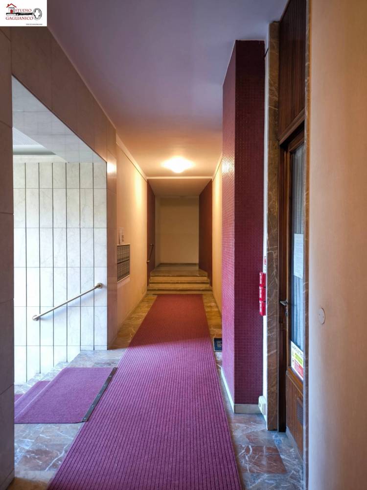 appartamento in vendita a Biella in zona Centro Città