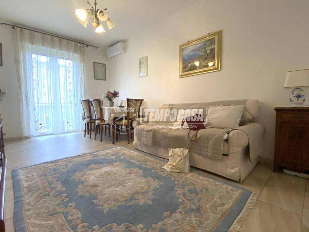 appartamento in vendita a Biella in zona Centro Città