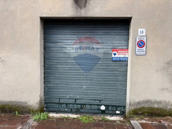 locale commerciale in vendita a Biella