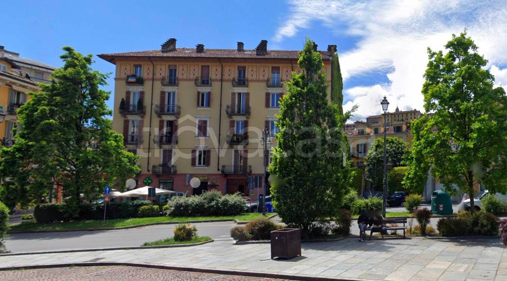 appartamento in vendita a Biella in zona Centro Città