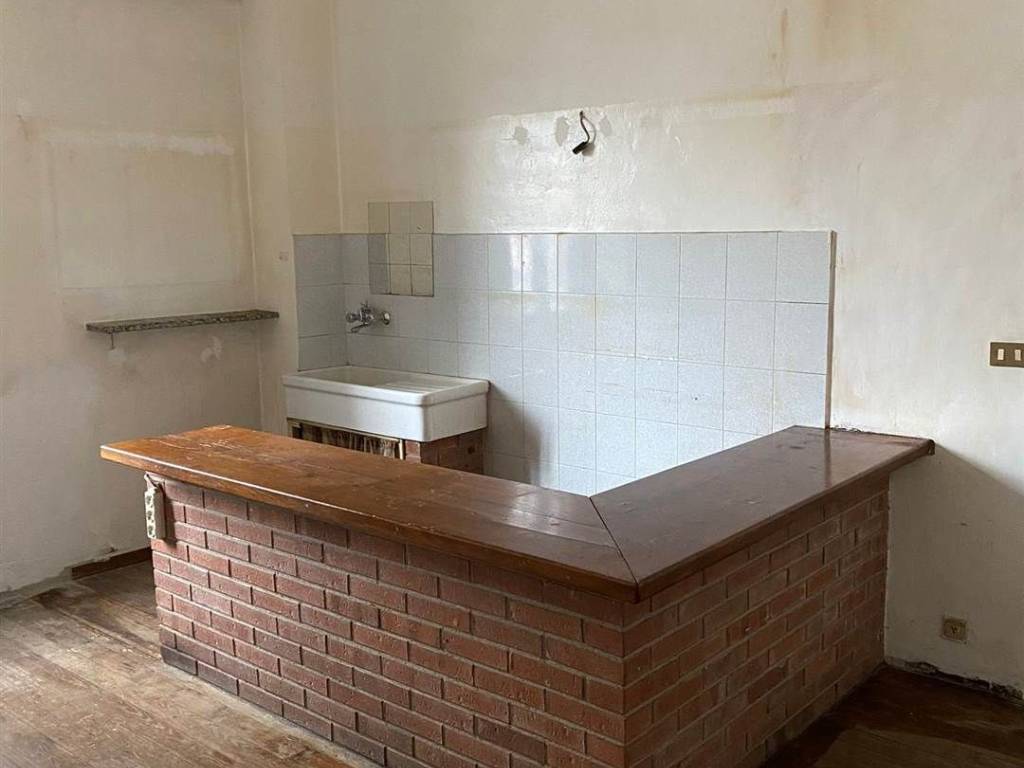 negozio in vendita a Biella in zona Chiavazza