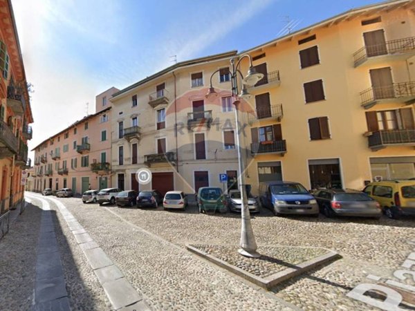 negozio in vendita a Biella in zona Centro Città