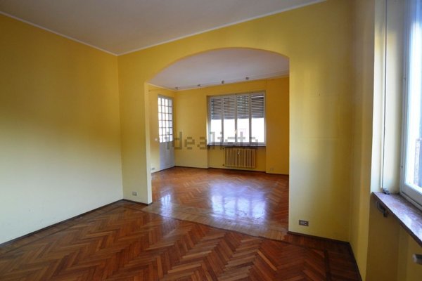 appartamento in vendita a Biella in zona Centro Città