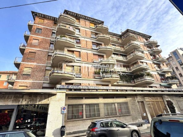 appartamento in vendita a Biella in zona Centro Città