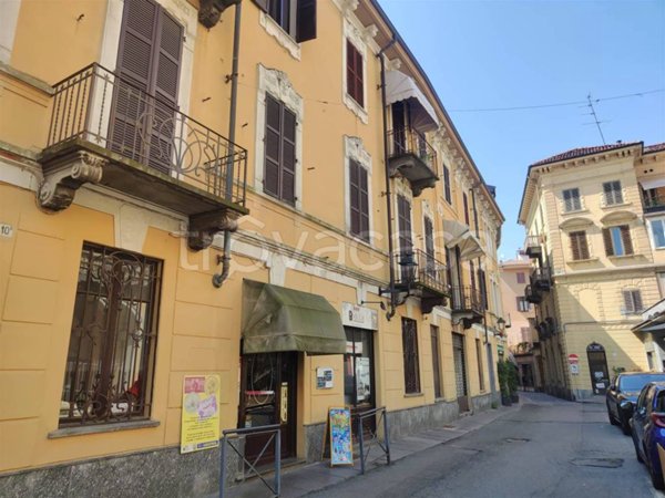 appartamento in vendita a Biella in zona Centro Città