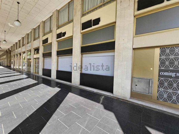 esavano in vendita a Biella