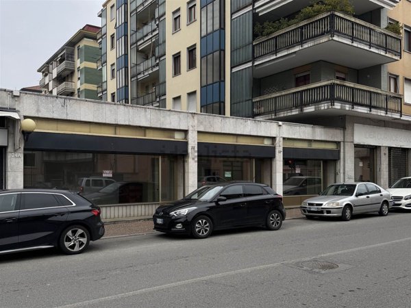 negozio in vendita a Biella