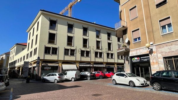appartamento in vendita a Biella in zona Centro Città
