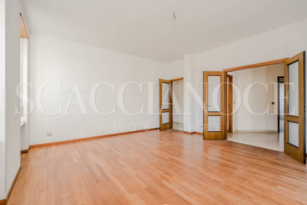 appartamento in vendita a Biella in zona Centro Città