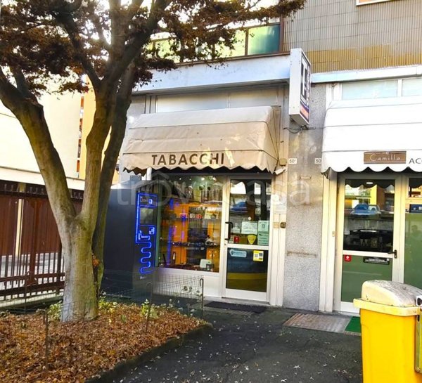 negozio in vendita a Biella in zona Via Trieste