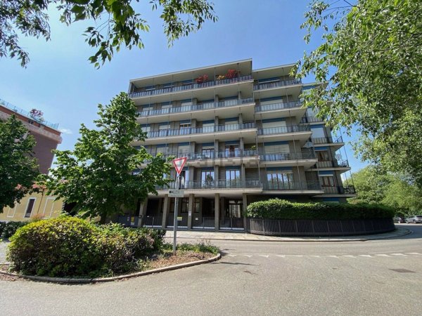 appartamento in vendita a Biella in zona Centro Città