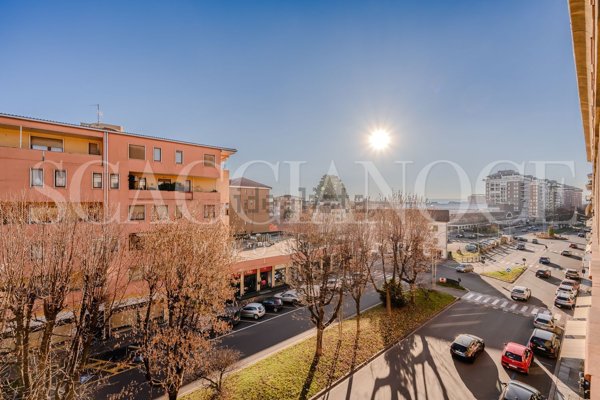 appartamento in vendita a Biella in zona Centro Città