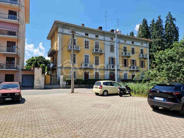 appartamento in vendita a Biella in zona Chiavazza