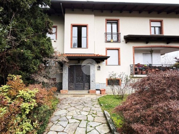 appartamento in vendita a Biella in zona Cossila