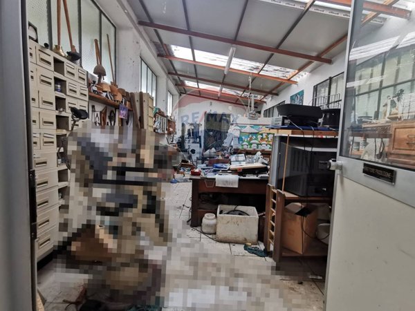 locale di sgombero in vendita a Biella in zona Chiavazza