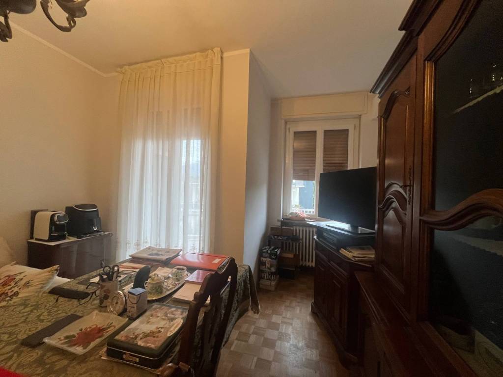 appartamento in vendita a Biella in zona Centro Città