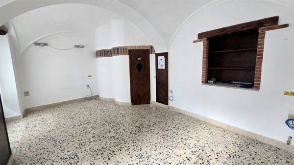 negozio in vendita a Biella in zona Chiavazza