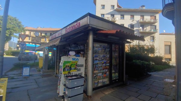 negozio in vendita a Biella in zona Centro Città