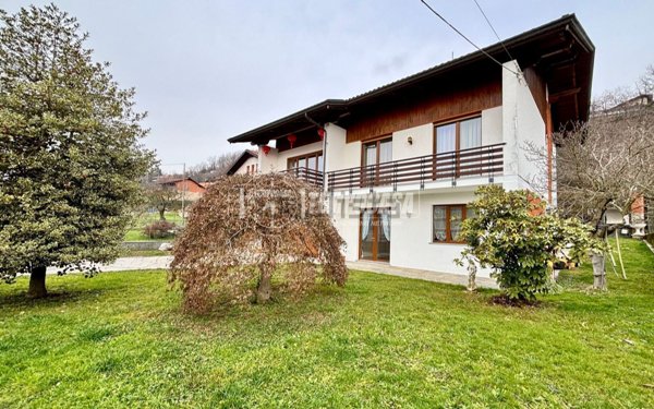 appartamento in vendita a Biella in zona Chiavazza