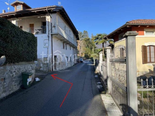 casa indipendente in vendita a Biella in zona Cossila