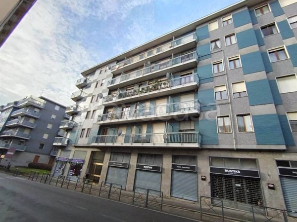 appartamento in vendita a Biella in zona Centro Città