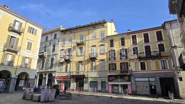 appartamento in vendita a Biella in zona Centro Città