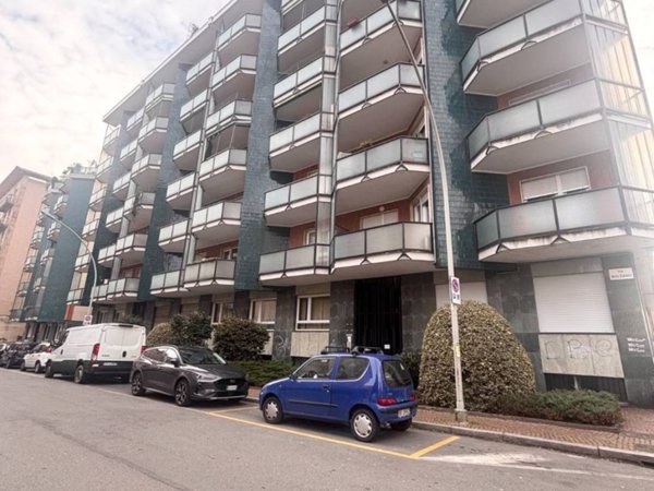 appartamento in vendita a Biella in zona Centro Città