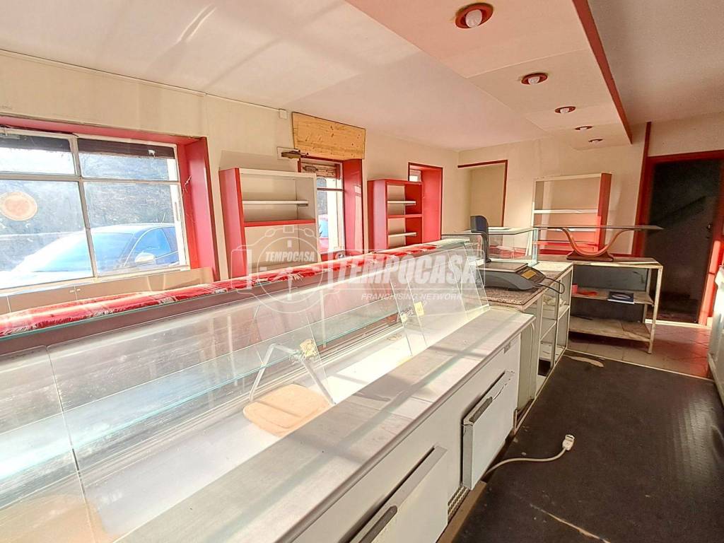 appartamento in vendita a Biella in zona Cossila